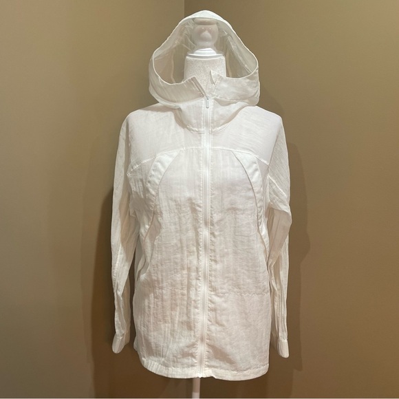 Lululemon White Clear Intention Mesh Jacket - Picture 2 of 11